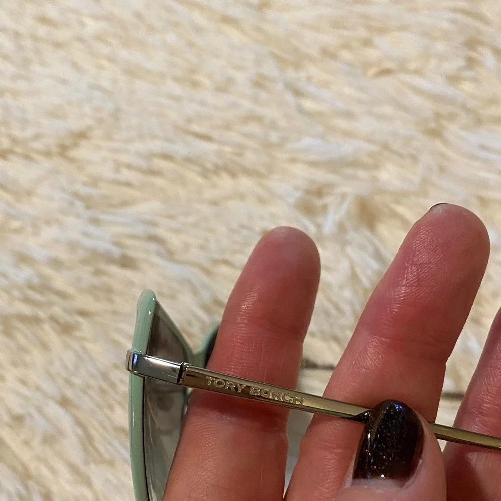 Tory Burch Mint Green Sunglasses - Picture 5 of 8